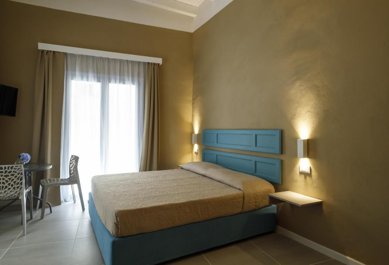 Palazzo Mancina Hotel Trapani Exterior photo